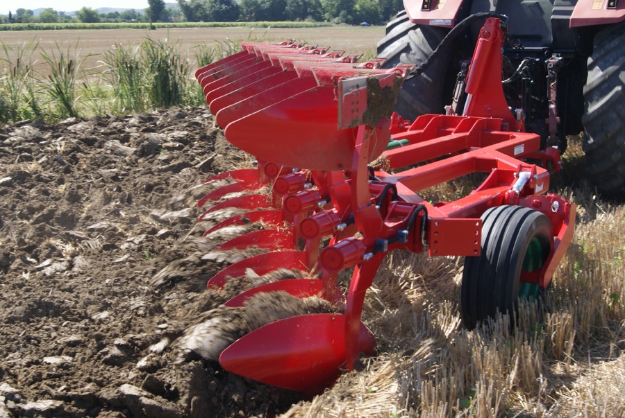 Ovlac - Contructeur de Charrues et matériels de Travail du Sol