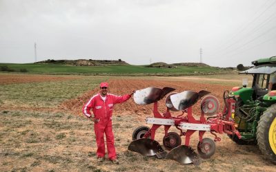 Felipe Sevilla, campeón de España de arada con OVLAC